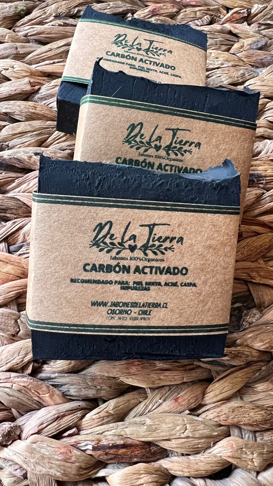 Jabones de avena con etiqueta De la Tierra